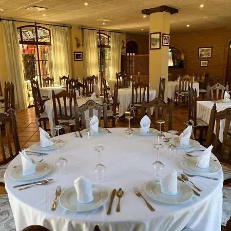 Sierra De Hotel 3*